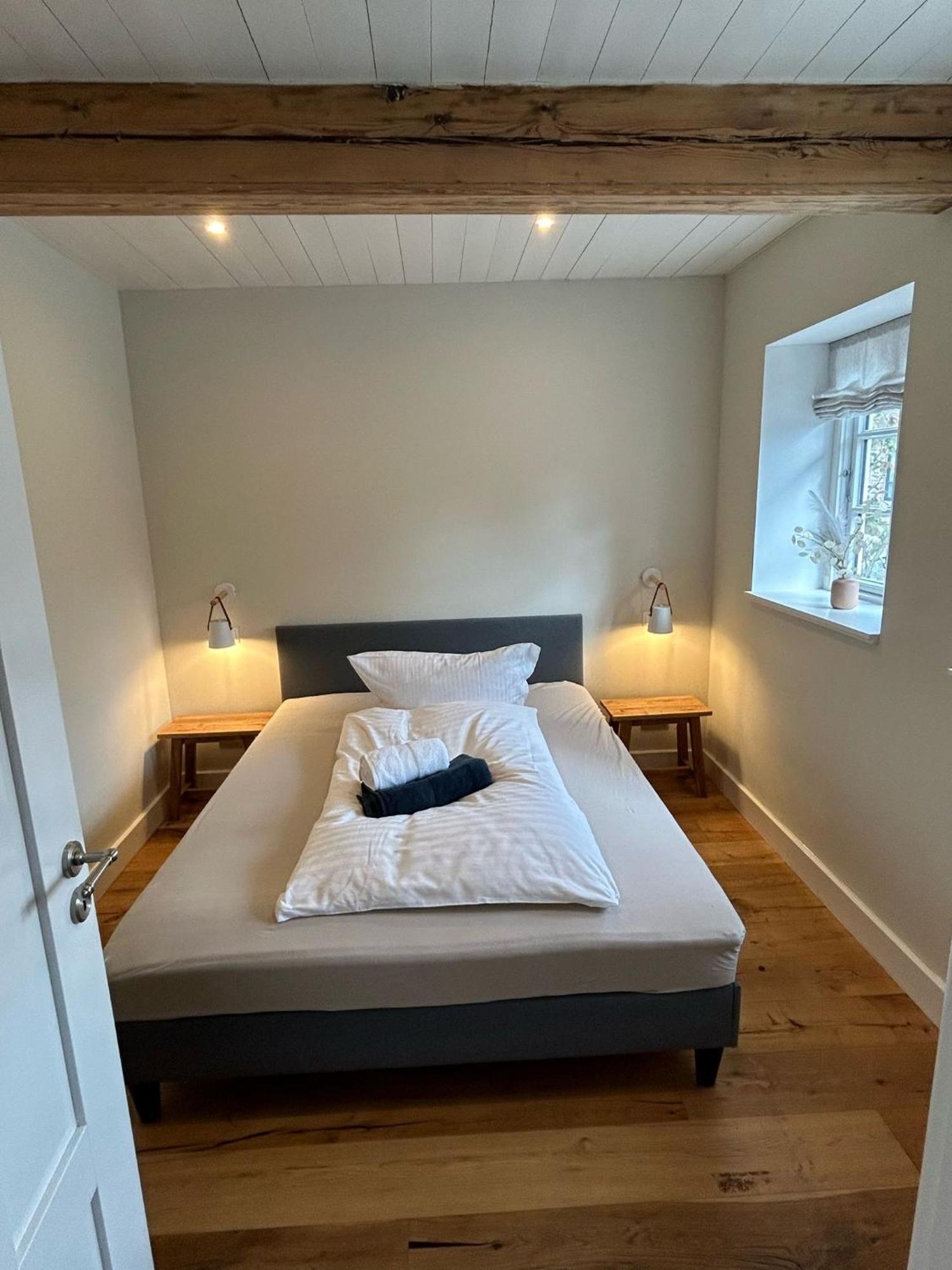 Kapitaenshaus Von 1712 - Neu Saniert Apartment Nieblum Bagian luar foto